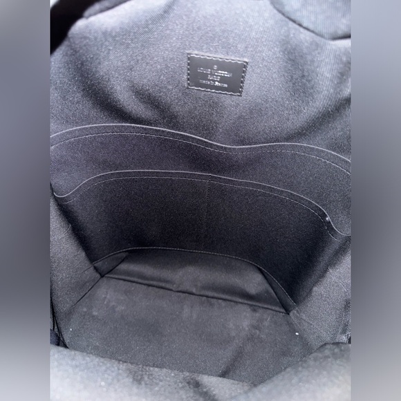 Josh Backpack Like New - Picture 8 of 12